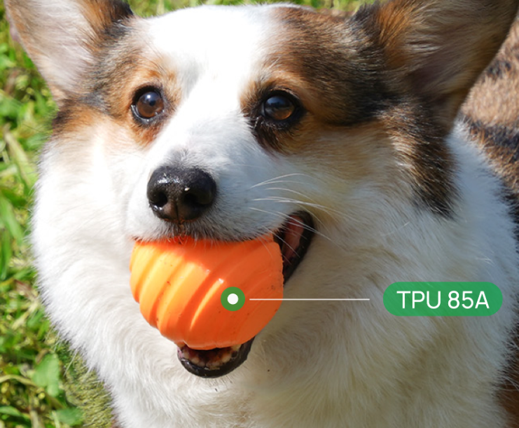 Flexibles TPU 85A Bauteil als orangefarbener Hundespielball